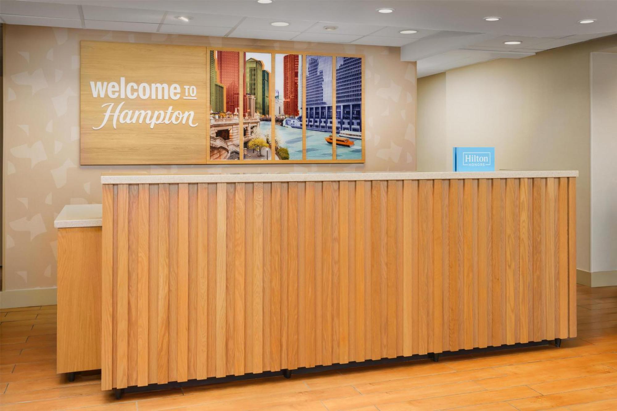 Hampton Inn Chicago-Midway Airport Bedford Park Exterior photo